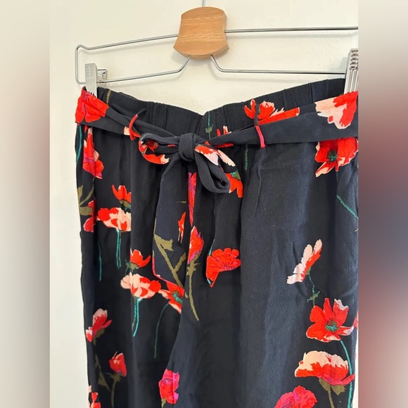 Wide-leg trousers from Wilfred (Aritzia) - Picture 4 of 6